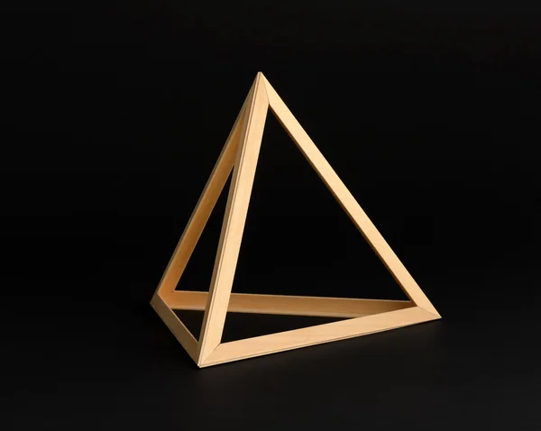 Bingkai segitiga kayu tiga dimensi — Stok Foto