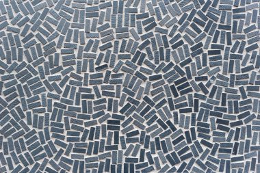 Noktalı dikdörtgen gri mozaik fayansların tam kare arkaplan dokusu rastgele dağılım ve dekor kavramları için desen