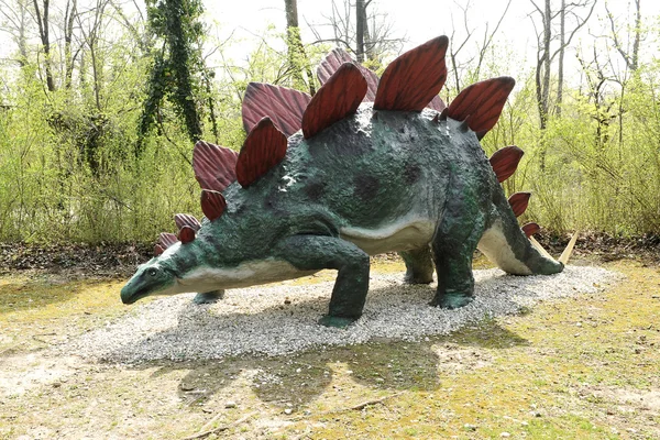 Model of Stegosaurus Dinosaur Outdoors — Stock Photo, Image