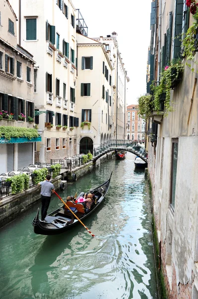Venetian gondola rowing — Stock Photo, Image