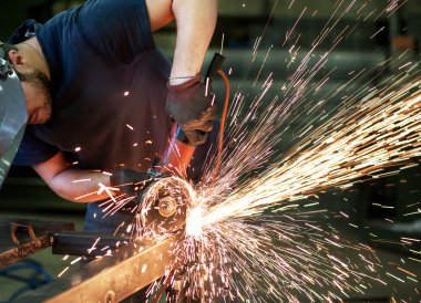 Çelik çubuk kesme metalworker