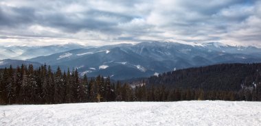 Kış Dağı Manzarası
