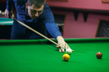 Top ve Snooker oyuncusu