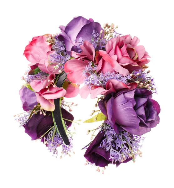 Cerceau violet de fleurs, accessoires pour cheveux. Décoration pour la tête sur bois blanc — Photo