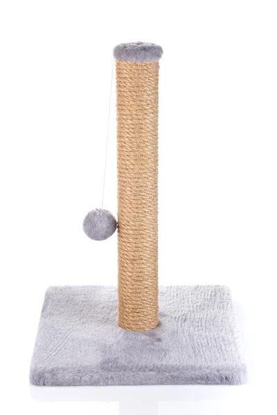 Cat scratching post su uno sfondo bianco — Foto Stock