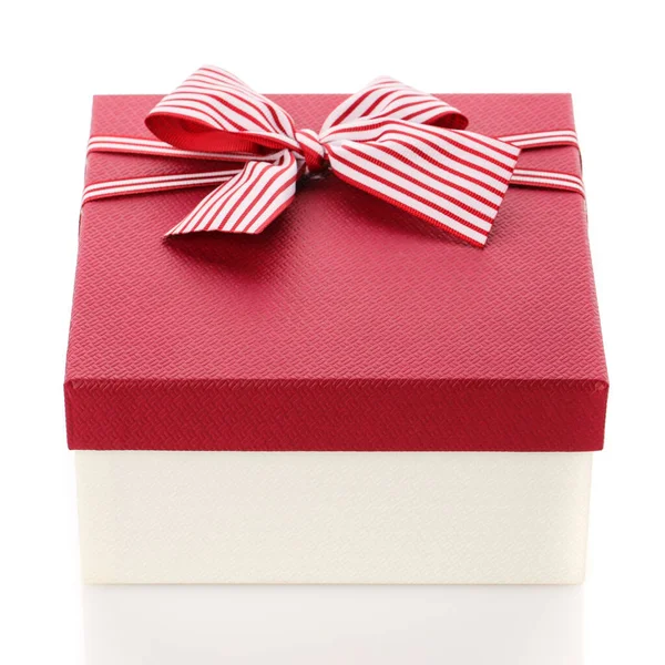 Gift box with a beautiful bow. Isolated on white background. — Stock Photo, Image