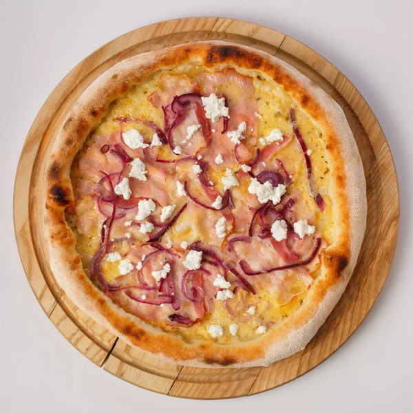 Top View Hot Pizza Wooden Stand Creamy Toasted Bacon Crispy — Stockfoto