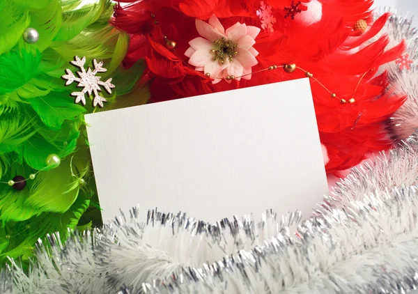 Árvores de Natal com cartões — Fotografia de Stock