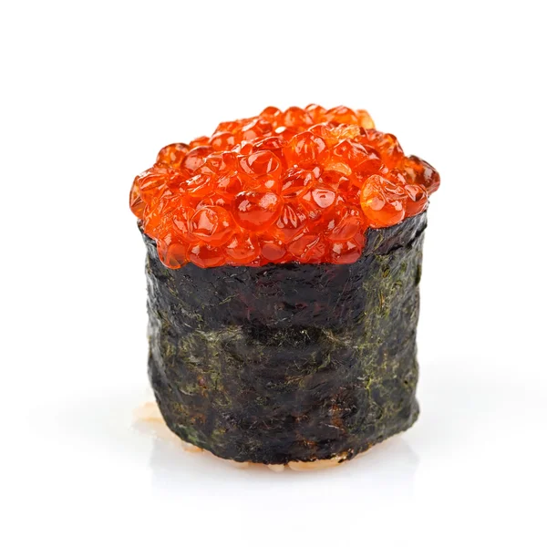 Rolo de sushi com ovas — Fotografia de Stock