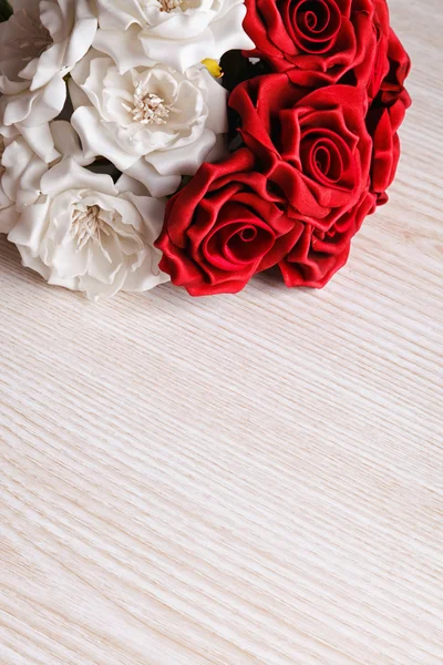 Red and white roses — Stock Photo, Image