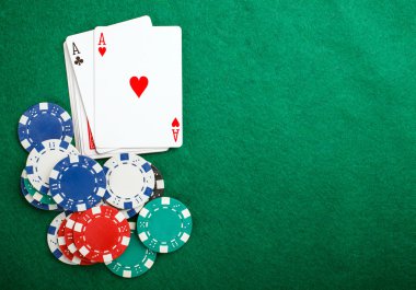 Poker iki aslar, metin için yer
