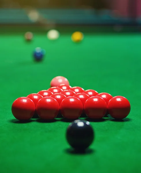 Snooker golyó meg a zöld asztalon — Stock Fotó