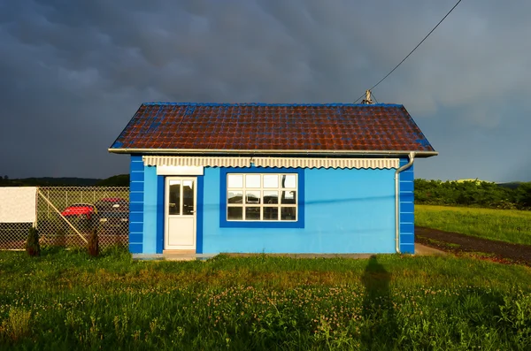 Casa azul — Fotografia de Stock