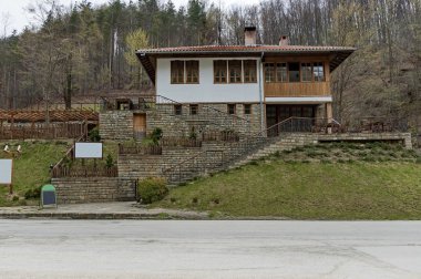 Eter eski geleneksel evleri