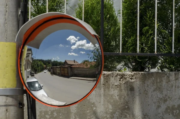 Bend in the road, a mirror — Stock Photo, Image