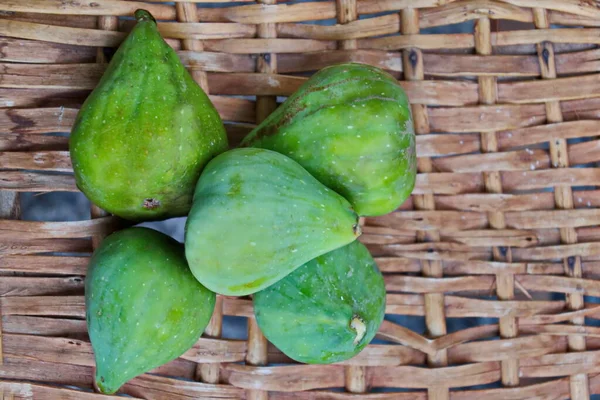 Higos Maduros Enteros Exóticos Sobre Fondo Natural Cerca Sofía Bulgaria — Foto de Stock