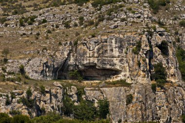Ortaçağ kalesi Cherven, Bulgaristan 'ın Ruse kenti yakınlarındaki kayalar üzerine inşa edilmiş, İkinci Bulgar Krallığının stratejik askeri-idari merkezi konumunda bulunuyor.  