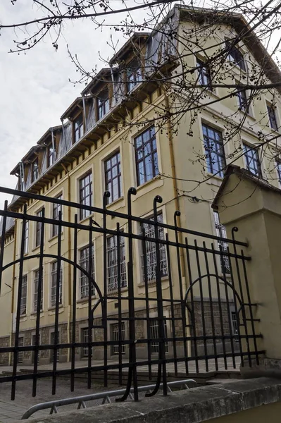 Sofía Bulgaria Abril 2021 Vista Del Hermoso Edificio Antiguo Escuela — Foto de Stock