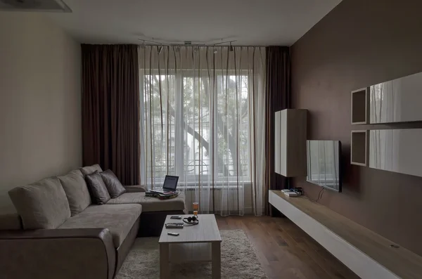 Living room in fresh renovated apartment — Stock Photo, Image