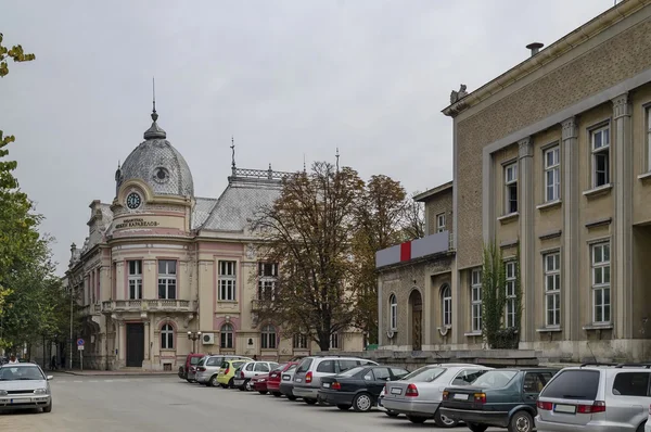 Stadsbibliotheek "Luben Karavelov" in Ruse stad — Stockfoto