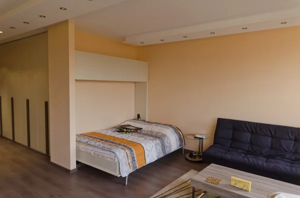 Sala de estar en apartamento pequeño, Sofía — Foto de Stock