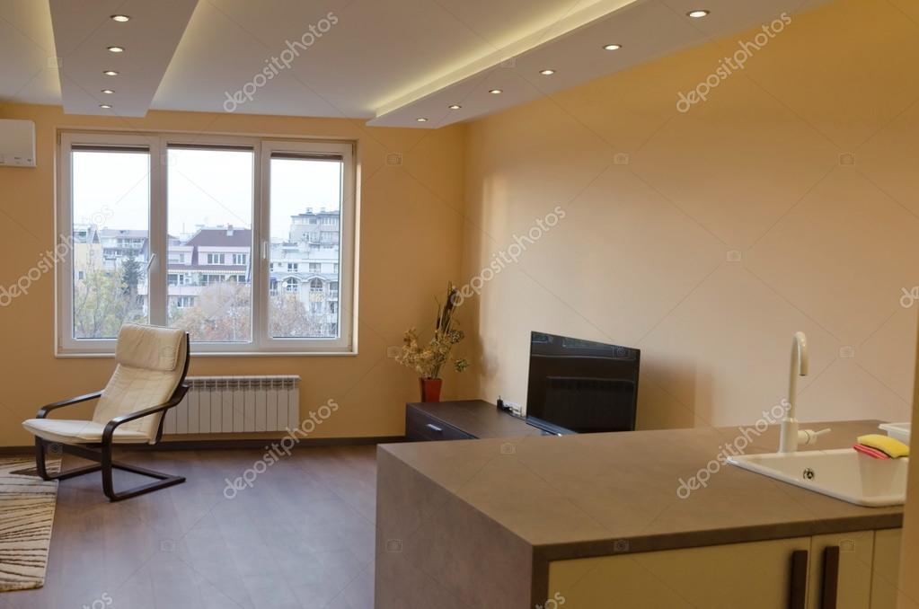 Kijk vanaf huis dag met moderne Led-verlichting — Stockfoto ... Kijk vanaf huis dag met moderne Led-verlichting — Stockfoto ...