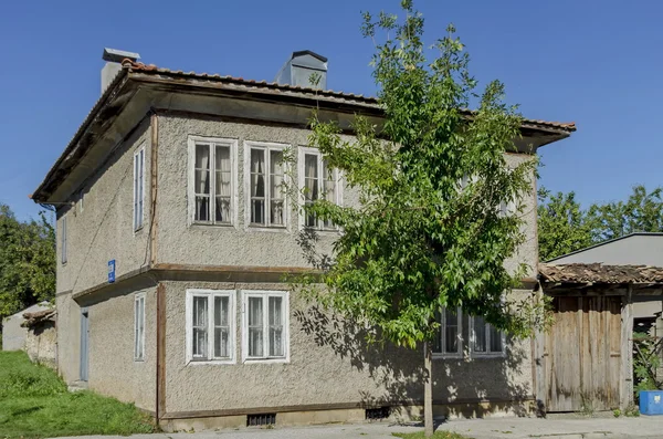Razgrad town, street and house — Stock Photo, Image