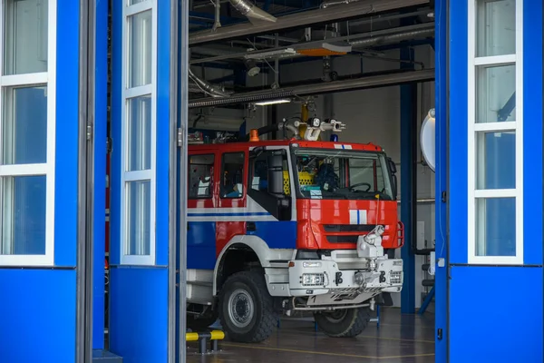 Camion Pompiers Est Dans Boîte Garage Caserne Pompiers — Photo