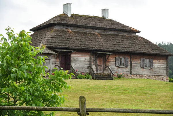 コソボ ベラルーシ 2021 夏のベラルーシの家の荘園Tadeusz Kosciuszko — ストック写真