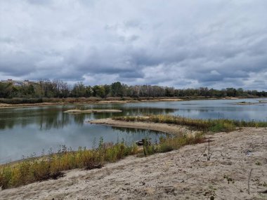 Gölün güzel manzarası