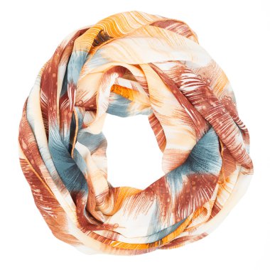 İpek eşarp. Beyaz arka plan üzerinde izole bej İpek eşarp