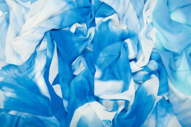 arka plan kumaştan yapılmış.