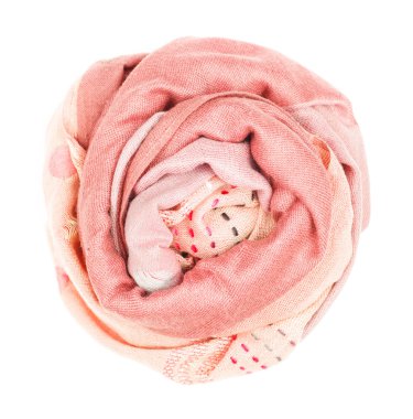 İpek eşarp. Pembe İpek eşarp izole üzerinde beyaz arka plan.