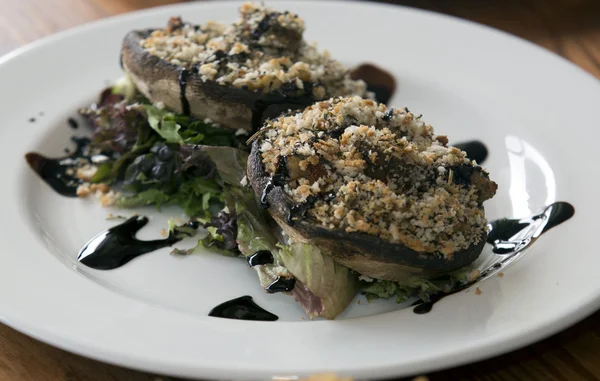 Stuffed Mushrooms with balsamic vinager — Stock Photo, Image