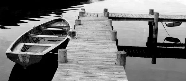 Black and White shot of Row Boat — Stock Photo, Image