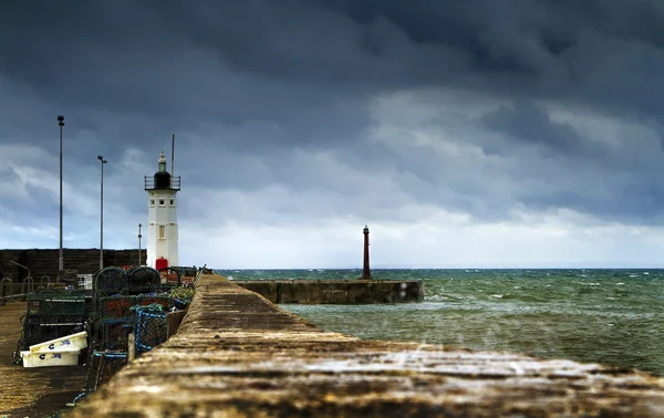 Tournage d'un phare orageux — Photo