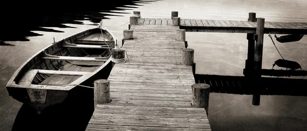 Black and White shot of Row Boat — Stock Photo, Image