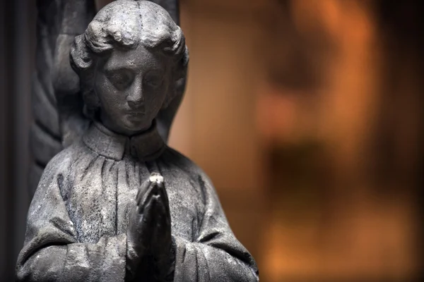 Estátua de uma igreja Anjo Fotografia De Stock