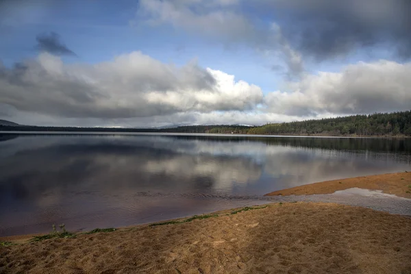 Loch Morlich beach — Stock Photo, Image