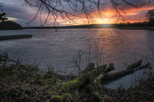 Napkelte felett skót Loch — Stock Fotó