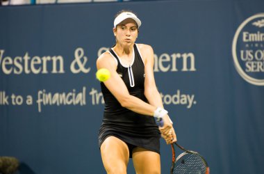 Mason, Ohio - 15 Ağustos 2016: Christina Mchale 15 Ağustos 2016'da Mason, Ohio'daki Western and Southern Open'da. 