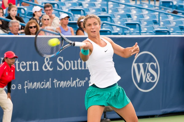 Mason, Ohio - 15 agosto 2016: Sara Errani al Western and Southern Open di Mason, Ohio, il 15 agosto 2016 . — Foto Stock