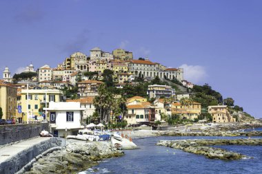 İtalya 'nın Liguria bölgesinde bir kıyı kenti Imperia, İtalya Rivera.
