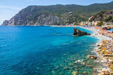 Resimli kıyı köyü Monterosso al Mare, Cinque Terre, İtalya.