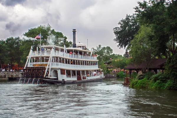 Disney dünya Frontierland Riverboat seyahat — Stok fotoğraf