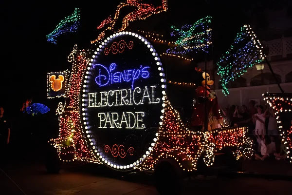 ディズニーのエレクトリカル パレード — ストック写真