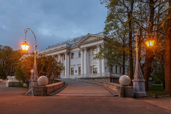 Yelagin palác v Petrohradu, Rusko — Stock fotografie