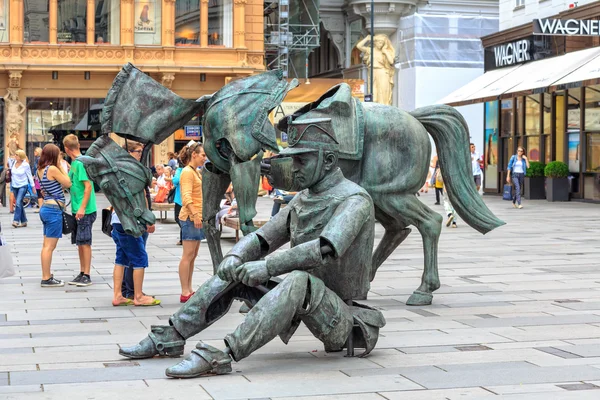 Sculpture of the french artist Julien Berthier — Zdjęcie stockowe