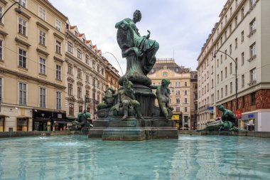 Donnerbrunnen bir Barok çeşme 's