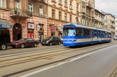 Tramvaylar Krakow eski kesiminde, yaz.
